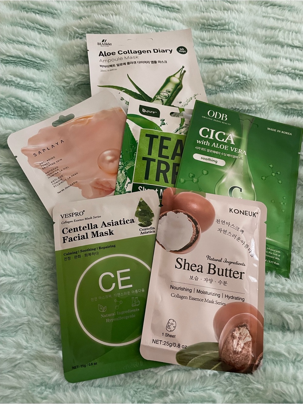 Multiples Women’s Sheet Masks – Green & Pink Sachets